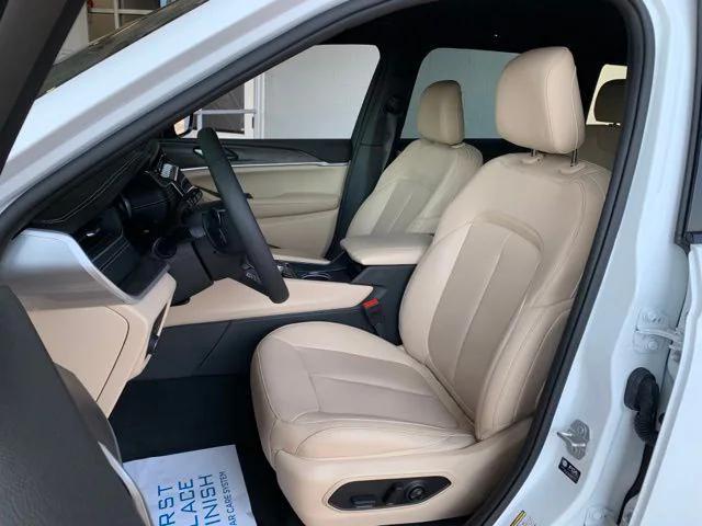 used 2024 Jeep Grand Cherokee car, priced at $38,500