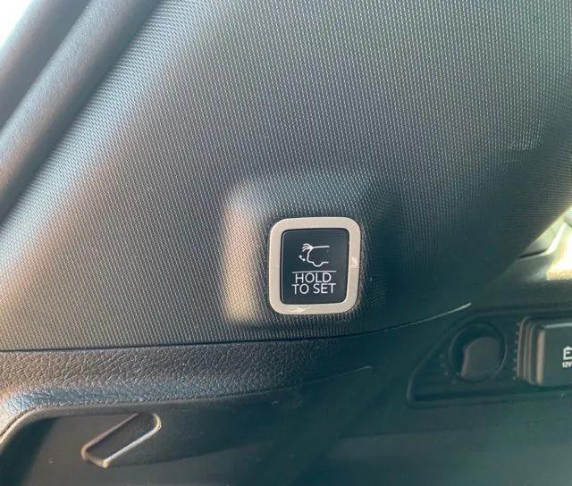 used 2024 Jeep Grand Cherokee car, priced at $38,500