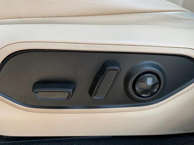 used 2024 Jeep Grand Cherokee car, priced at $38,500