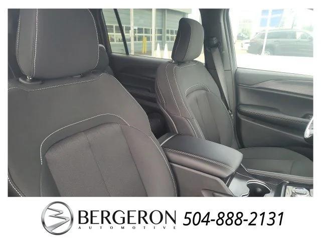 new 2025 Jeep Grand Cherokee L car, priced at $39,220