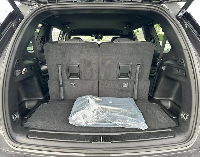 new 2025 Jeep Grand Cherokee L car, priced at $38,220