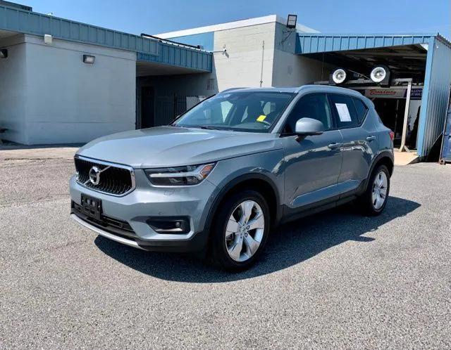 used 2022 Volvo XC40 car, priced at $23,000