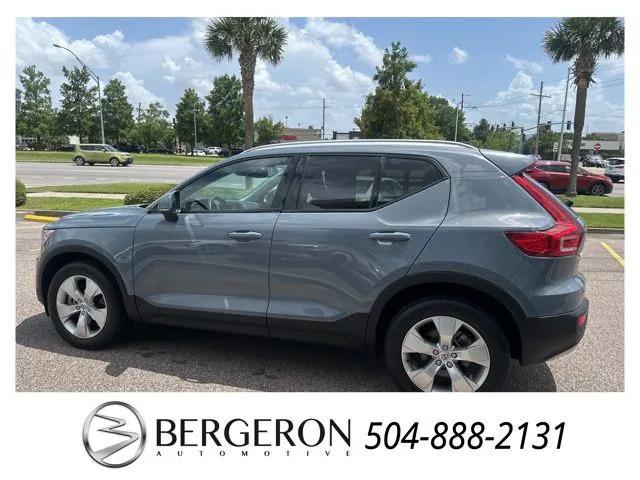 used 2022 Volvo XC40 car, priced at $25,500