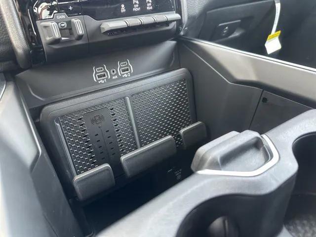 new 2025 Ram 1500 car, priced at $53,085