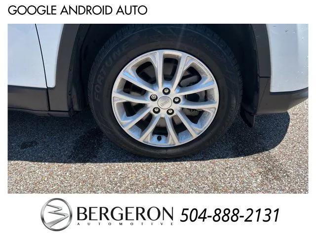 used 2021 Jeep Cherokee car, priced at $18,200