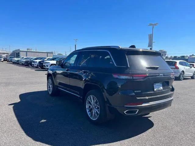 new 2023 Jeep Grand Cherokee car, priced at $60,196