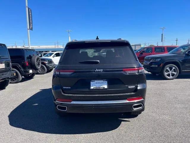 new 2023 Jeep Grand Cherokee car, priced at $60,196