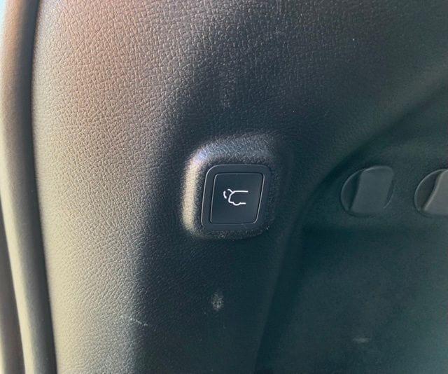 used 2023 Jeep Cherokee car, priced at $23,500