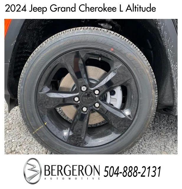 new 2024 Jeep Grand Cherokee L car, priced at $43,175