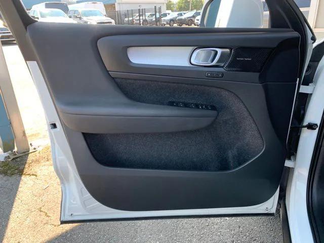 used 2022 Volvo XC40 car, priced at $27,500