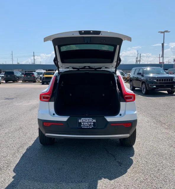 used 2022 Volvo XC40 car, priced at $27,500