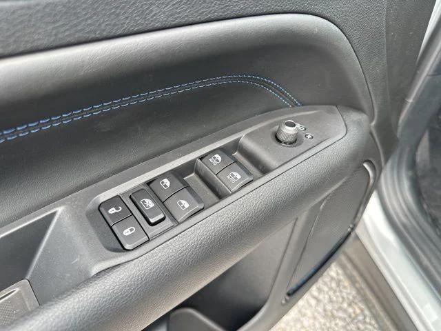 new 2025 Jeep Compass car, priced at $31,430