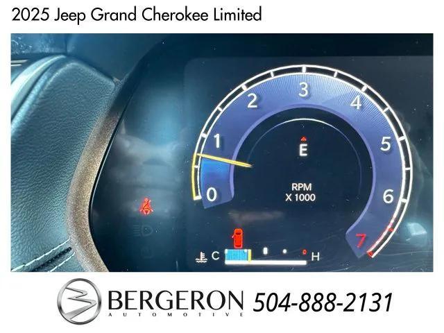 new 2025 Jeep Grand Cherokee car, priced at $46,235