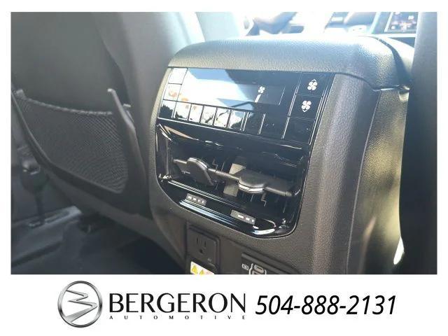 new 2025 Jeep Grand Cherokee L car, priced at $40,915