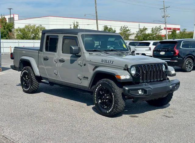 used 2021 Jeep Gladiator car, priced at $32,987