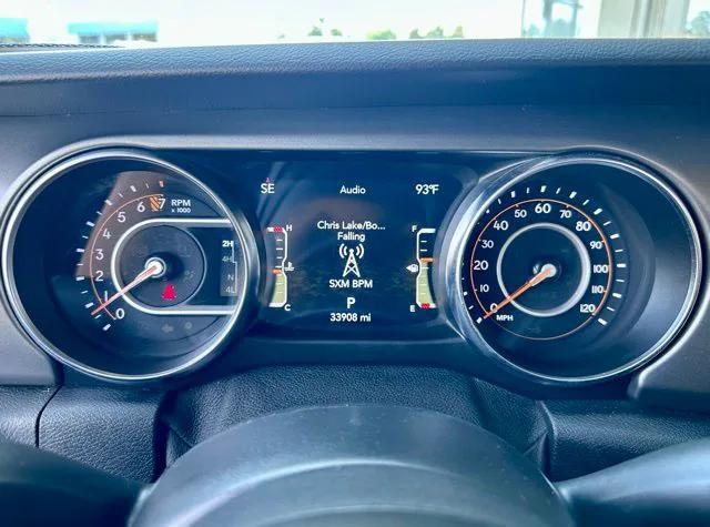 used 2021 Jeep Gladiator car, priced at $32,987
