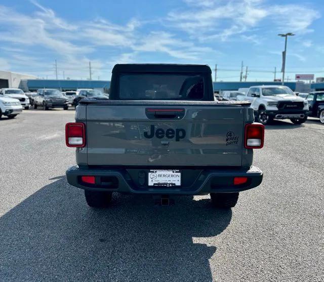 used 2021 Jeep Gladiator car, priced at $32,987