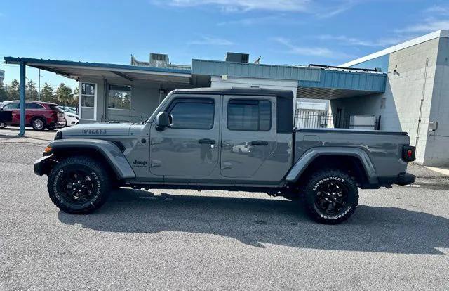 used 2021 Jeep Gladiator car, priced at $32,987