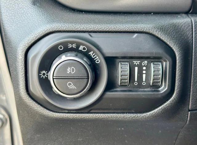 used 2021 Jeep Gladiator car, priced at $32,987