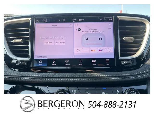 new 2025 Chrysler Pacifica Hybrid car, priced at $52,325