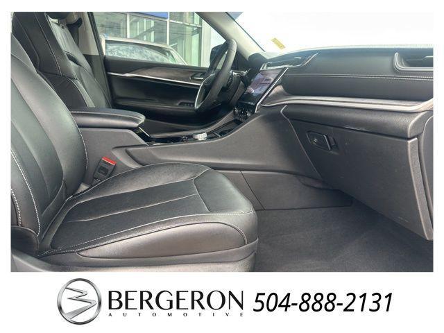 used 2023 Jeep Grand Cherokee car, priced at $32,000