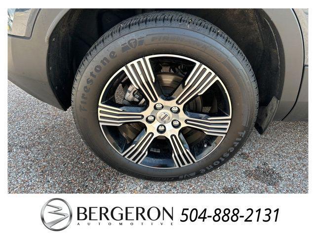 used 2021 Volvo XC40 car, priced at $21,848