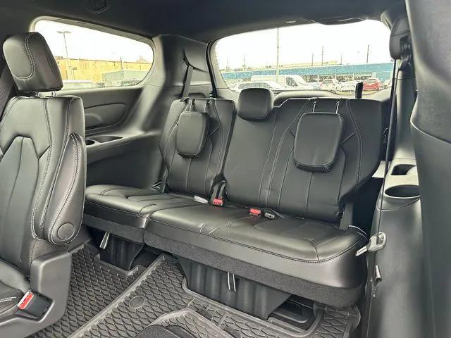 new 2025 Chrysler Voyager car, priced at $39,870