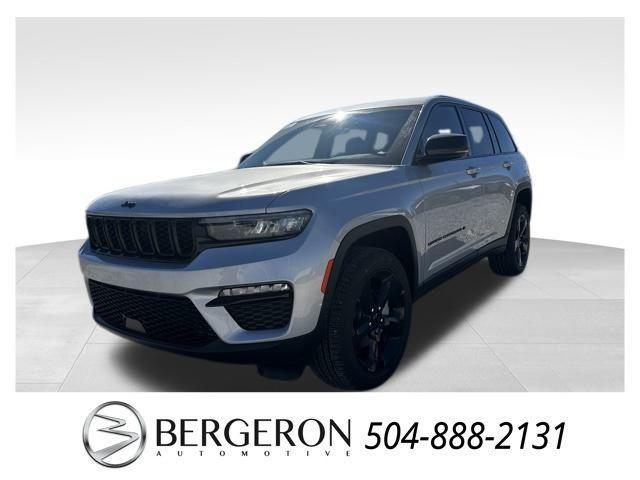 new 2025 Jeep Grand Cherokee car, priced at $45,599