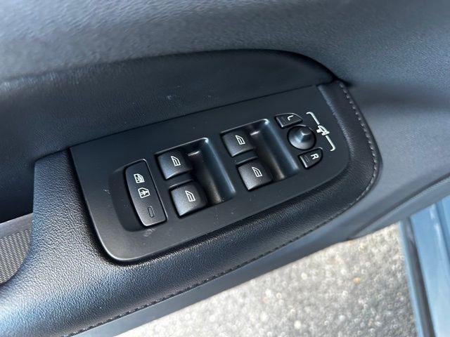 used 2023 Volvo S60 Recharge Plug-In Hybrid car, priced at $29,500