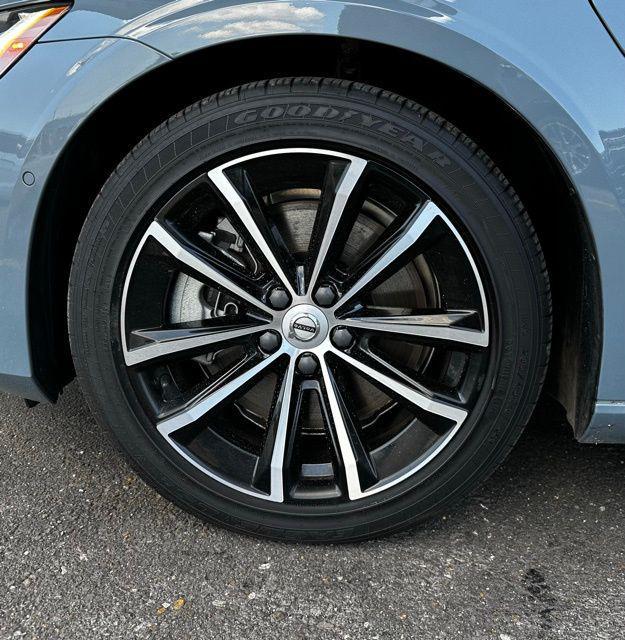 used 2023 Volvo S60 Recharge Plug-In Hybrid car, priced at $29,500