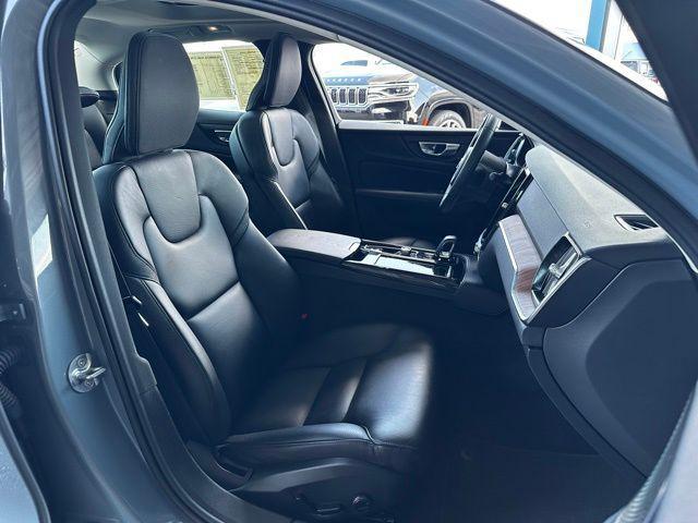 used 2023 Volvo S60 Recharge Plug-In Hybrid car, priced at $29,500