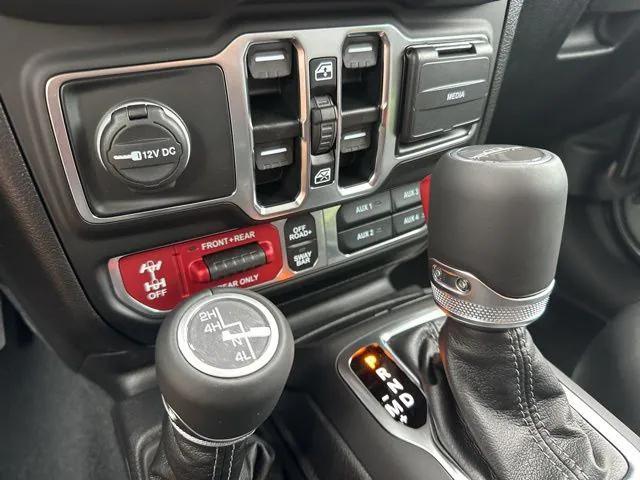 new 2025 Jeep Gladiator car, priced at $53,240