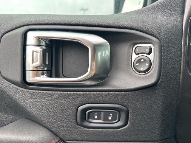 new 2025 Jeep Gladiator car, priced at $53,240