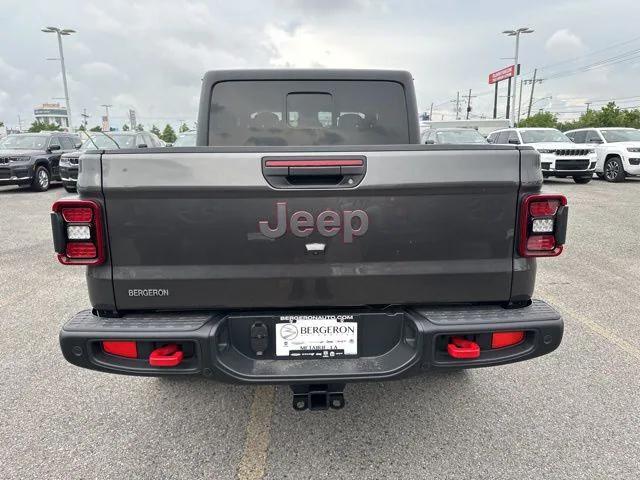 new 2025 Jeep Gladiator car, priced at $53,240