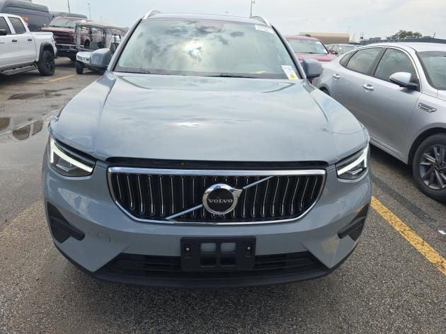 used 2025 Volvo XC40 car, priced at $35,000