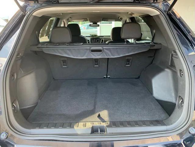 used 2021 Chevrolet Equinox car, priced at $18,000