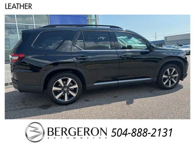 used 2025 Honda Pilot car, priced at $47,500