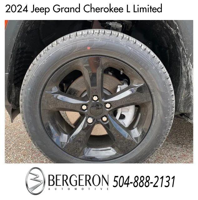 new 2024 Jeep Grand Cherokee L car, priced at $47,520