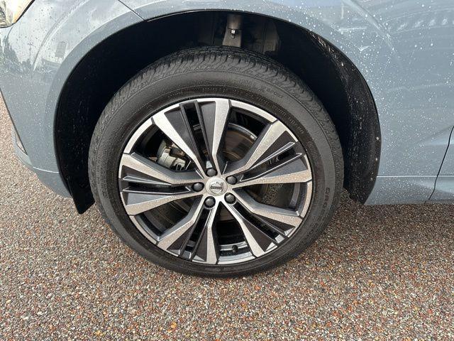 used 2022 Volvo XC60 car, priced at $33,908