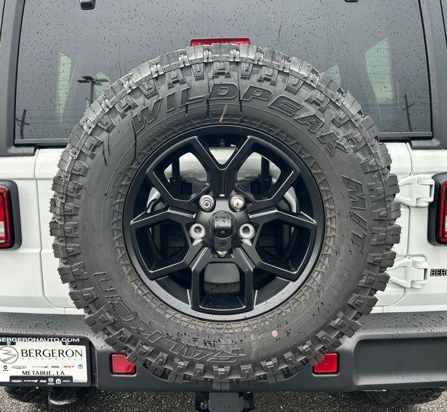 new 2025 Jeep Wrangler car, priced at $49,980