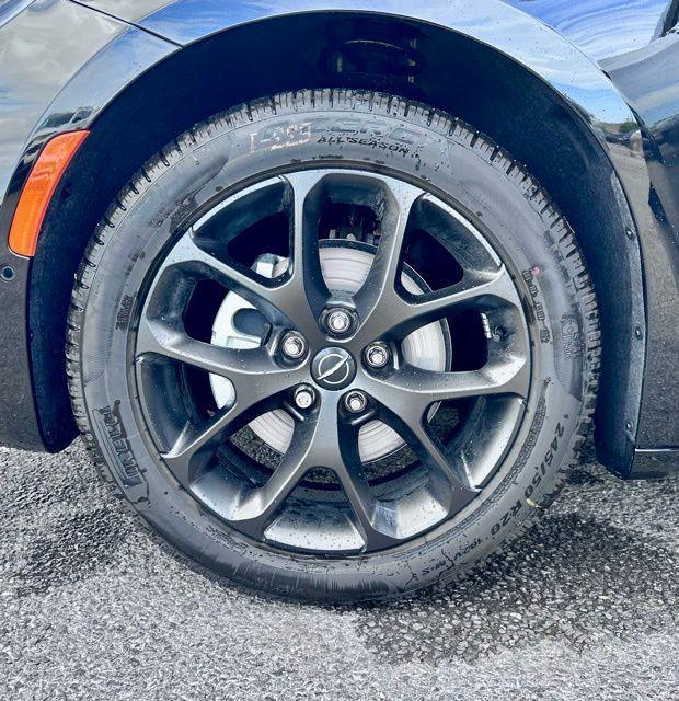 new 2026 Chrysler Pacifica car, priced at $45,360