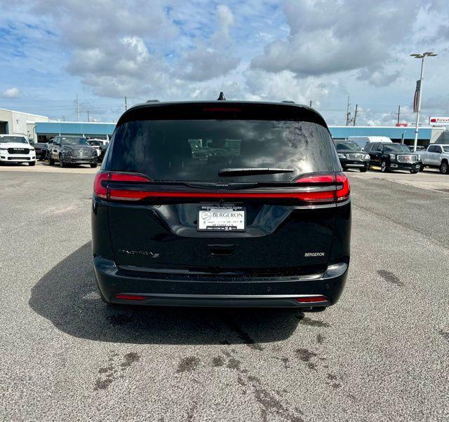 new 2026 Chrysler Pacifica car, priced at $45,360