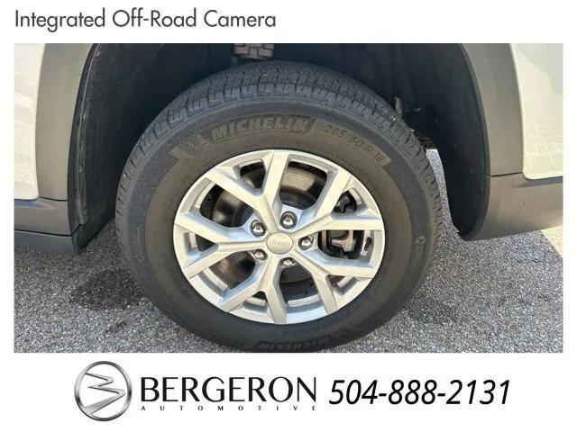 used 2023 Jeep Grand Cherokee L car, priced at $34,586