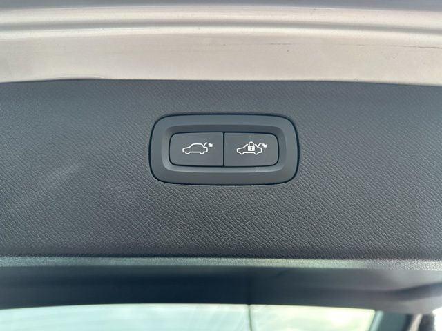 used 2022 Volvo XC90 car, priced at $41,500