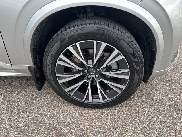 used 2022 Volvo XC90 car, priced at $41,500