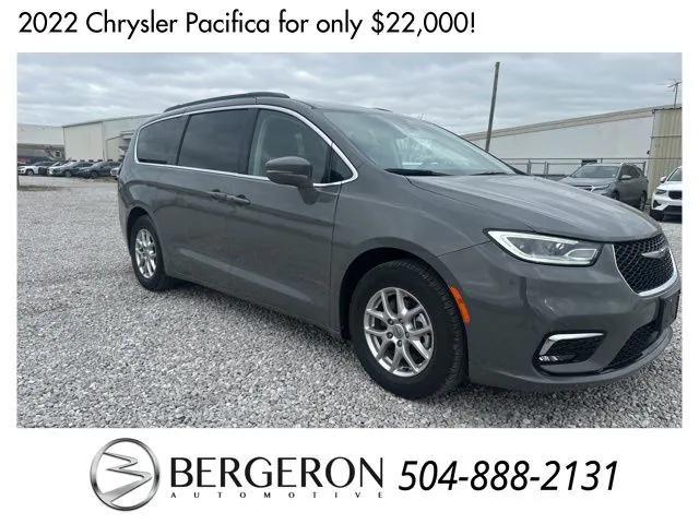 used 2022 Chrysler Pacifica car, priced at $22,000