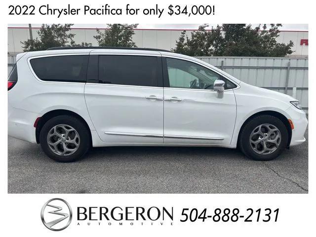 used 2022 Chrysler Pacifica car, priced at $34,000