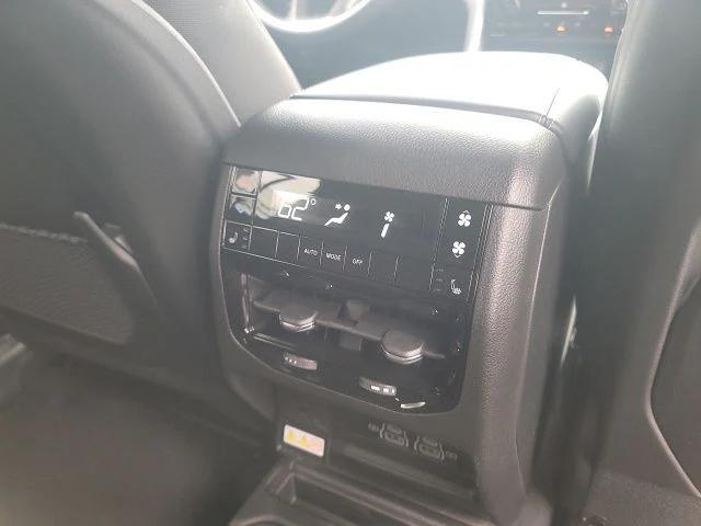new 2025 Jeep Grand Cherokee L car, priced at $50,060