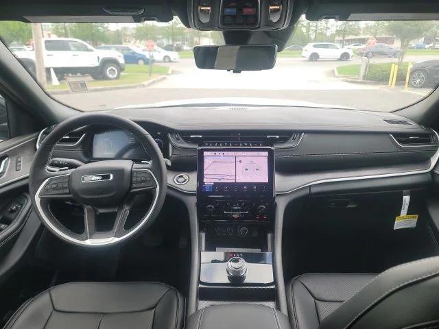 new 2025 Jeep Grand Cherokee L car, priced at $51,560