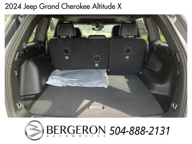 new 2024 Jeep Grand Cherokee car, priced at $40,030